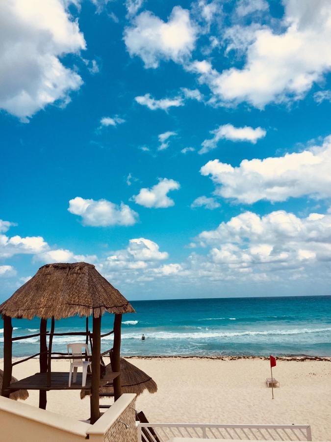 Brisas Sealight Apartment Cancún Extérieur photo